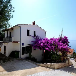 apartments-katica-trogir.splithotels.org/